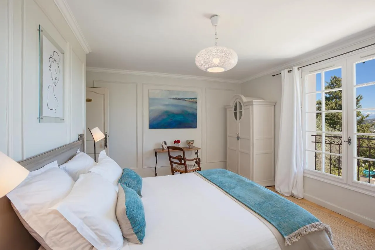 ** Bed & Breakfast Villa Le Port D'Attache Vallauris Francie