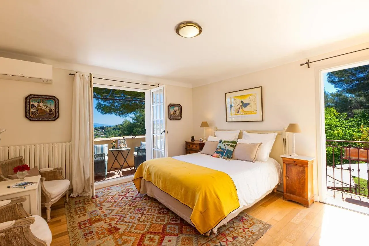 Villa Le Port D'Attache Vallauris Bed & Breakfast